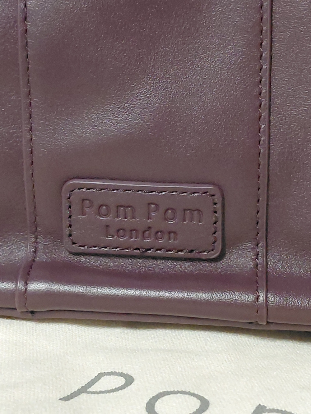 Pom Pom London Lambeth Plum 100% Leather Crossbody Bag with 2 Jacquard Straps - Picture 5 of 10
